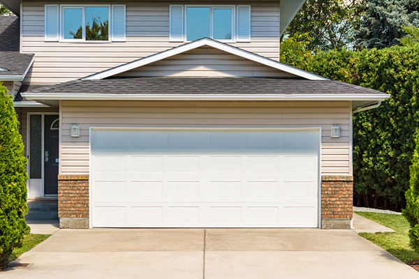Allan-doors-ltd-garage-doors-white